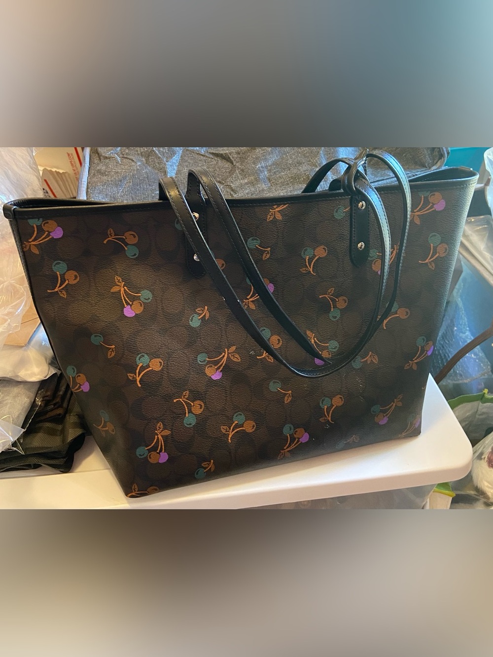 Coach Reversible Cherry City Tote w Creed Pouch EUC - Picture 3 of 9